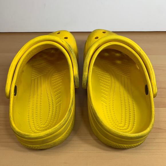 CROCS Women's Yellow Sandal size 7 - Picture 6 of 8